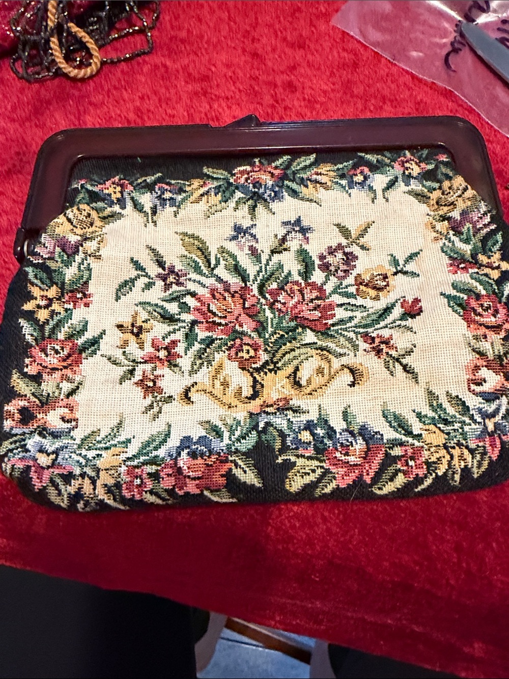 Vintage Floral Tapestry Frame Clutch inside clean outside in good-fair condition